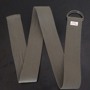 Tommy olive green belt